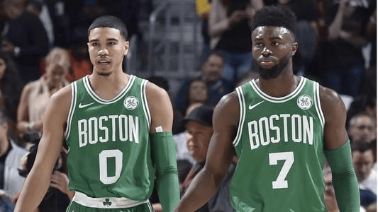 NBA雄鹿补时争议三分绝杀凯尔特人终结六连胜登顶引热议